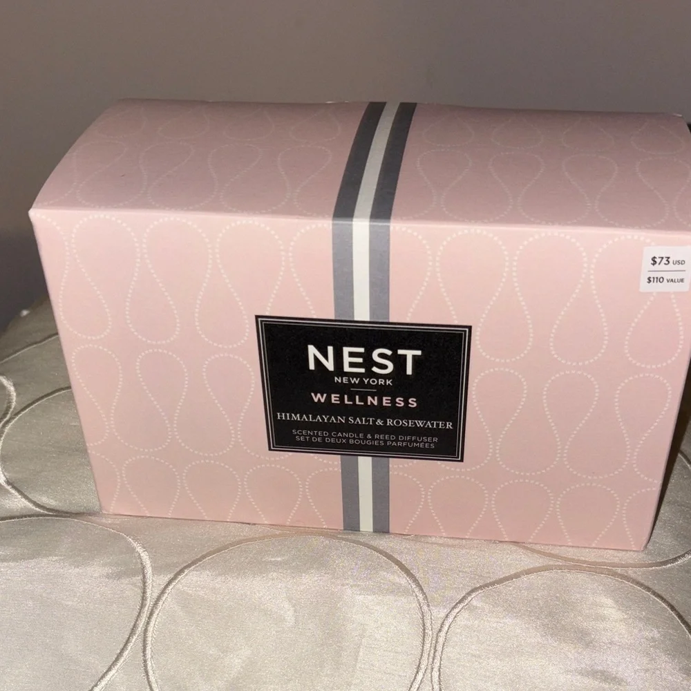NEST Fragrances Himalayan Salt and Rosewater Candle & Diffuser Set - Picture 1 of 6